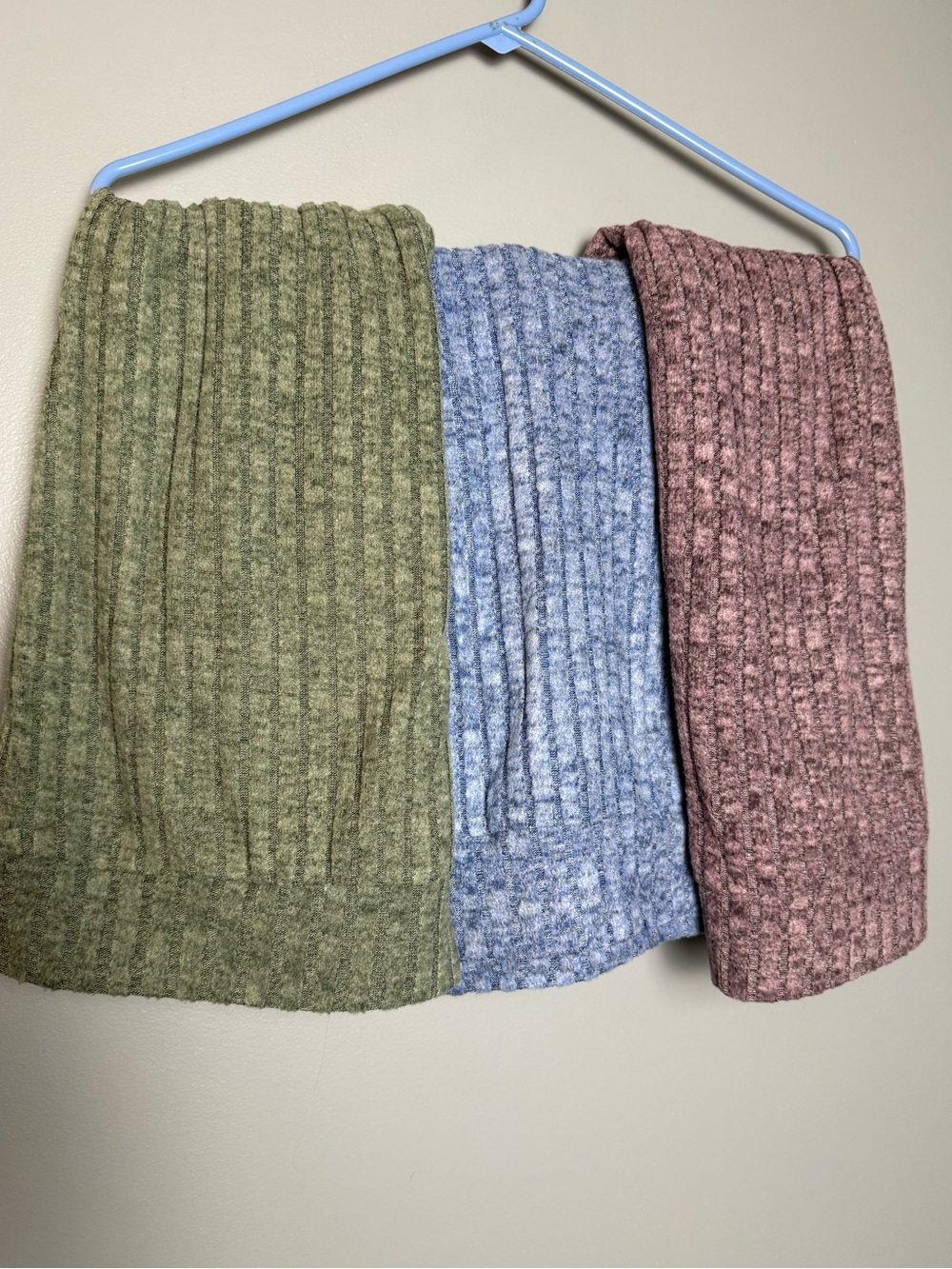 Lot of 3 Long Sleeve Knit Sweaters Womens Sz M Casual & Cozy!
